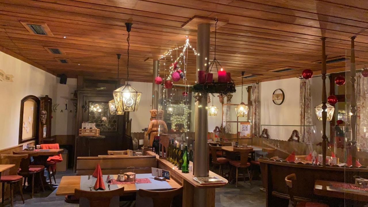 Gasthaus Zum Hirschen シュタウフェン・イム・ブライスガウ エクステリア 写真