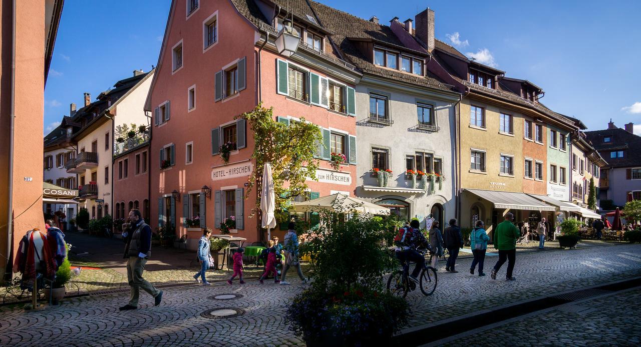 Gasthaus Zum Hirschen シュタウフェン・イム・ブライスガウ エクステリア 写真